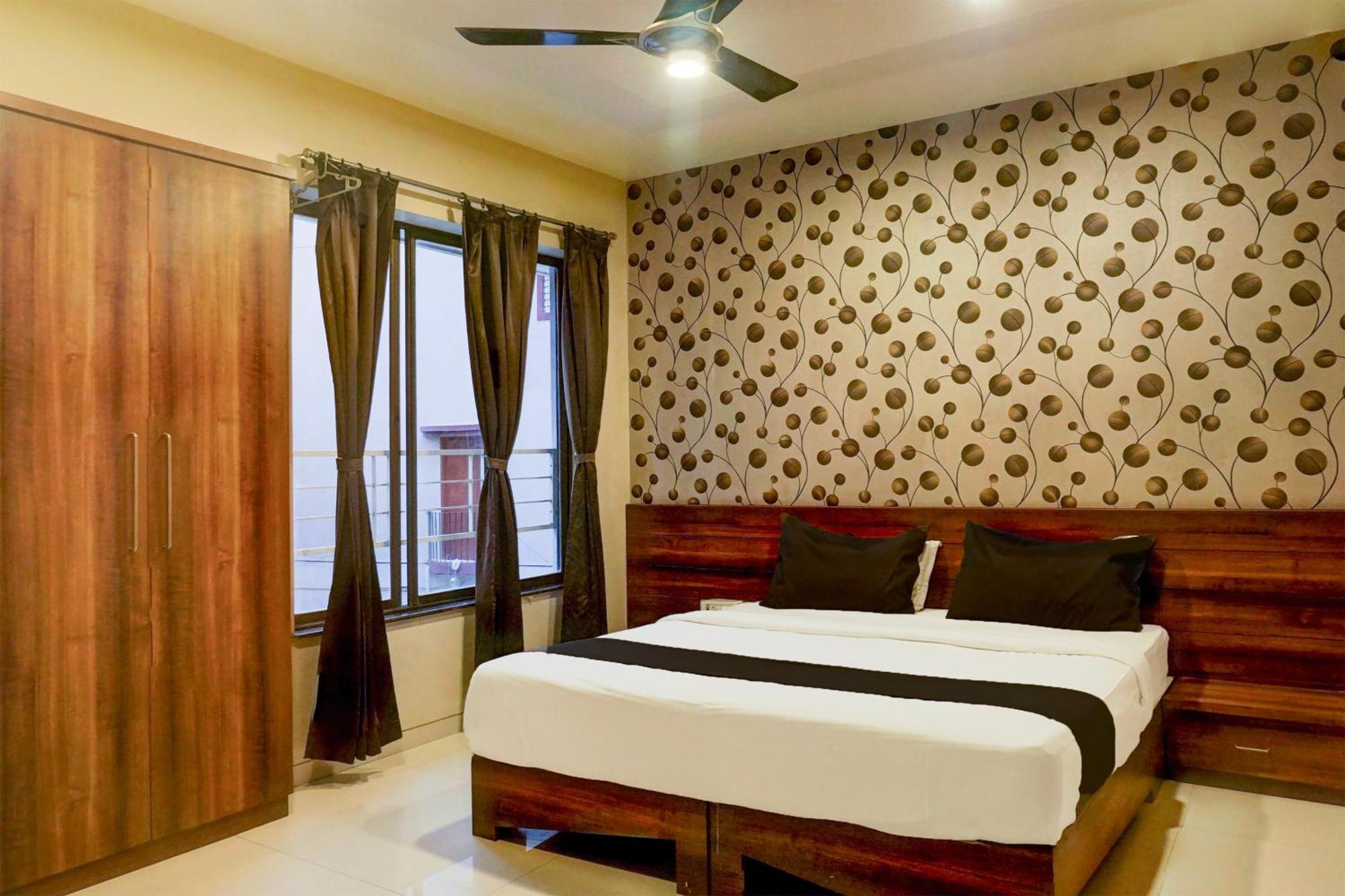 Super Townhouse Oak Viman Nagar Formerly Kuber Inn Kharadi Bagian luar foto